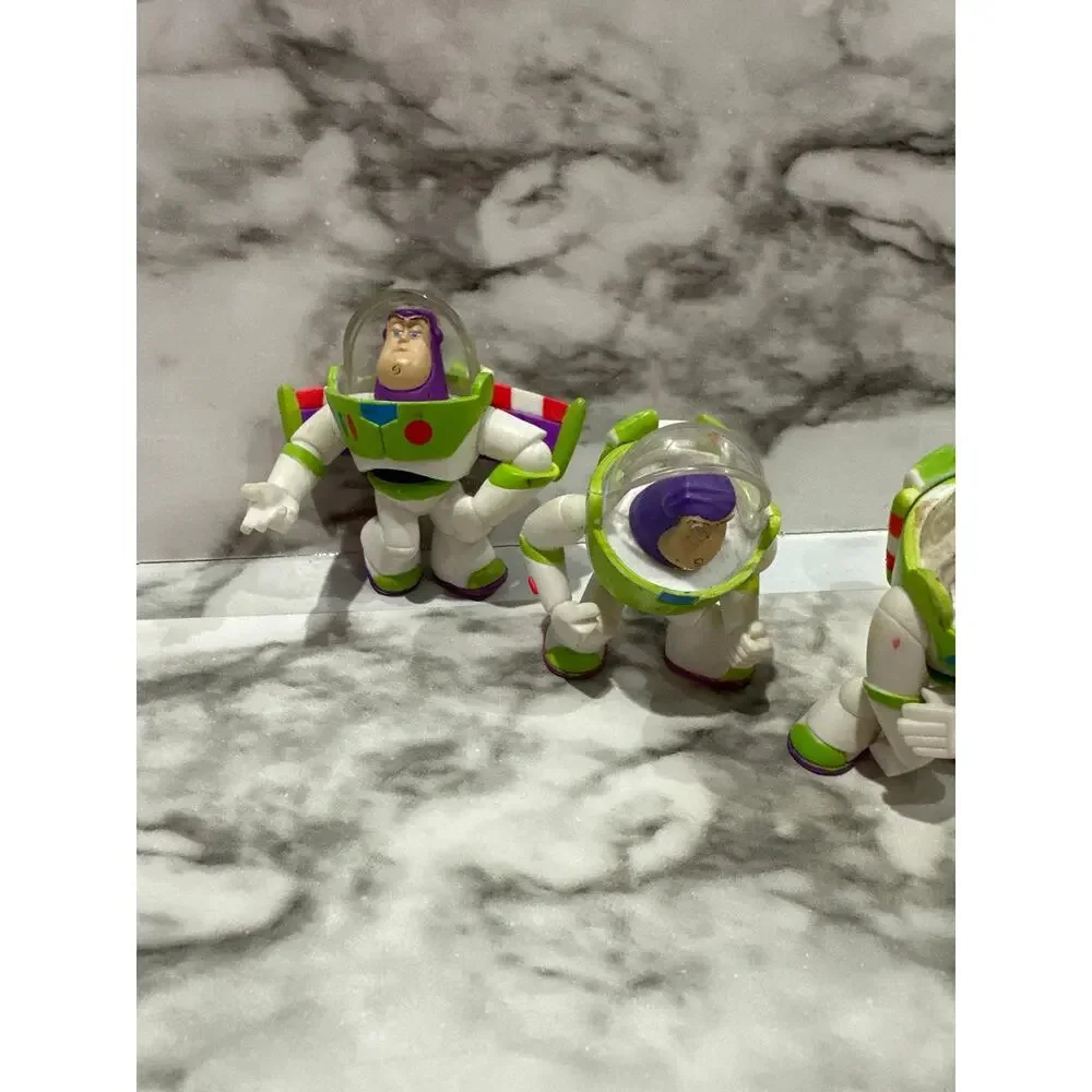 Buzz Lightyear Buddy Pack figures